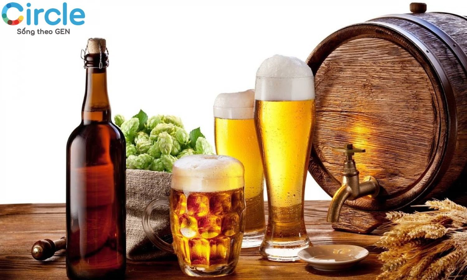 Chế độ ăn trị mụn nên hạn chế tối đa bia, rượu, đồ uống có cồn và các chất kích thích.