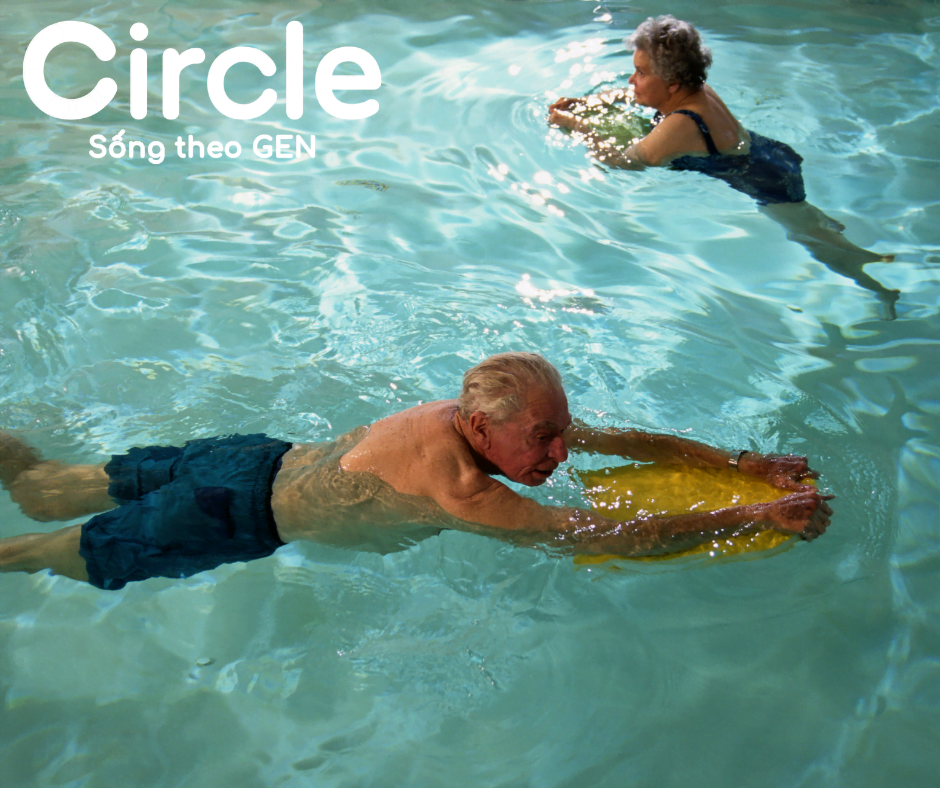 Chỉ bơi khi thời tiết ổn định, tránh những ngày nhiệt độ ngoài trời lạnh, <20 độ C.