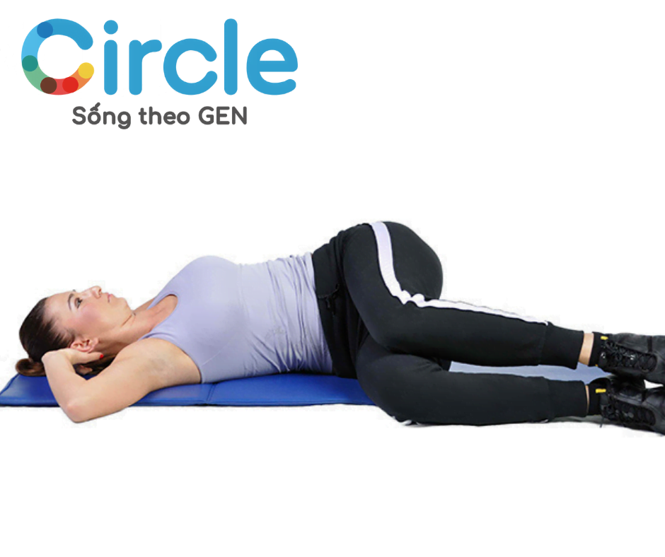 Bài tập có tác dụng giảm căng thẳng cho vùng thắt lưng và thân mình. Giúp cột sống được thư giãn và tăng cường sức cơ.