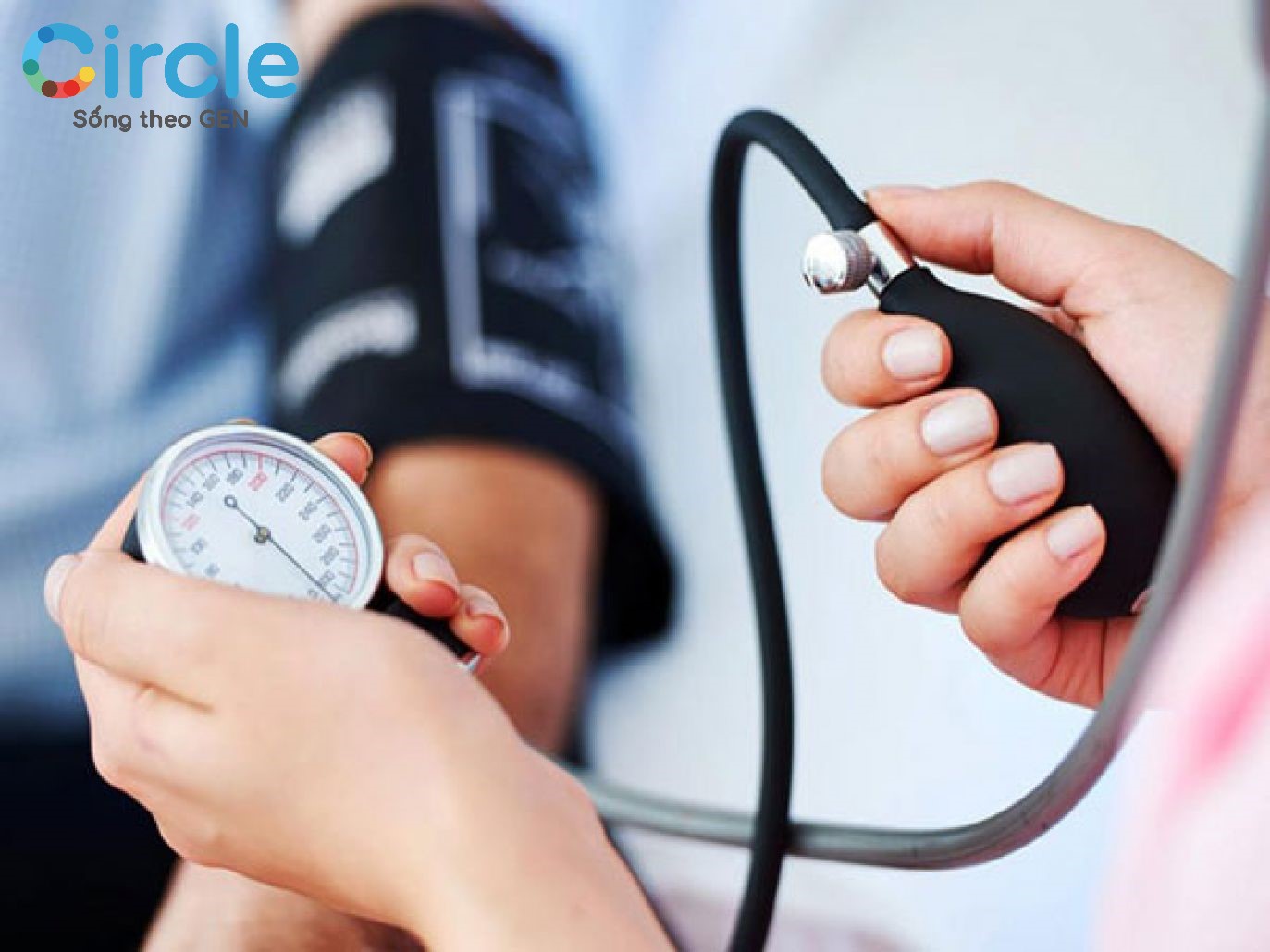 Theo số liệu năm 2015, tỷ lệ tăng huyết áp chung là 47,3%, chiếm 60% số đó là ở người >60 tuổi và tới trên 80% ở người >80 tuổi.